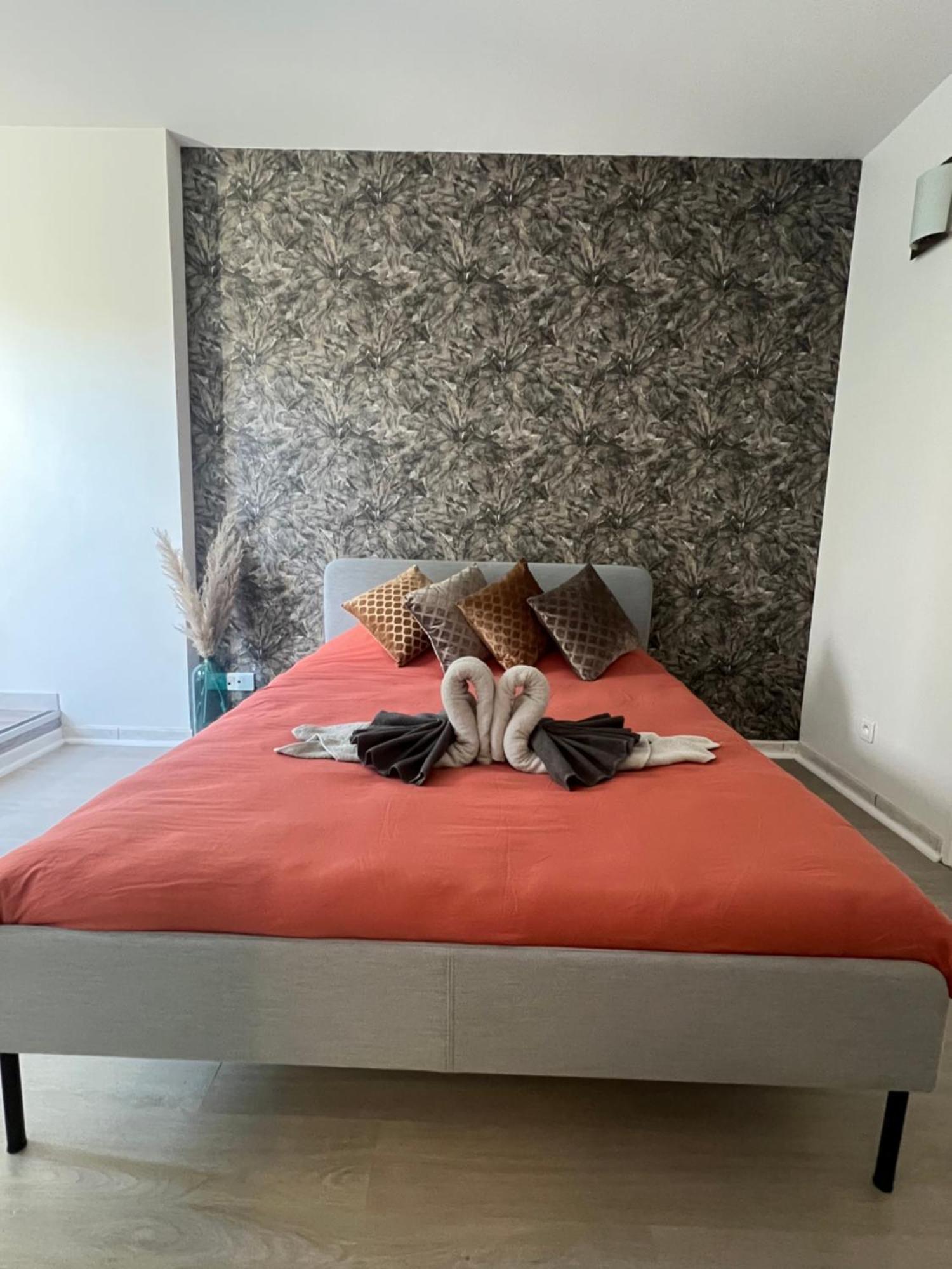House Of Spa Privatif - Jaccuzi Et Sauna Livry-Gargan Kültér fotó